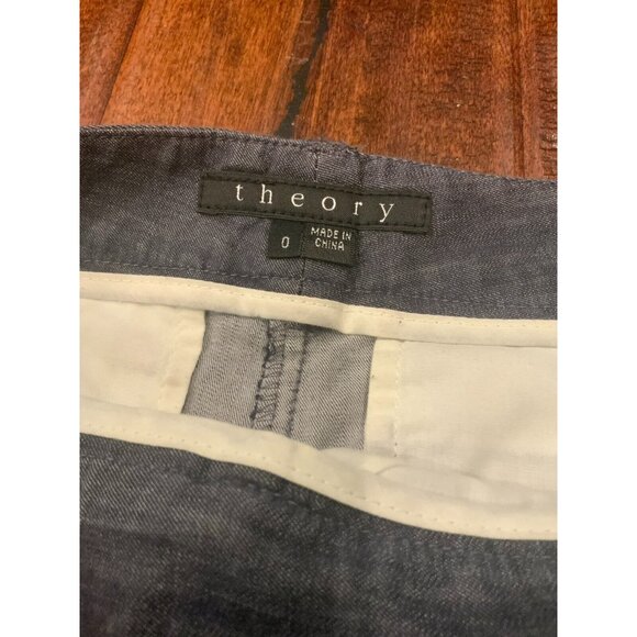 Theory Chambray Blue Lightweight Bermuda Shorts, Size 0 - Picture 3 of 6